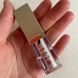 Stila liquid eyeshadow in Perlina